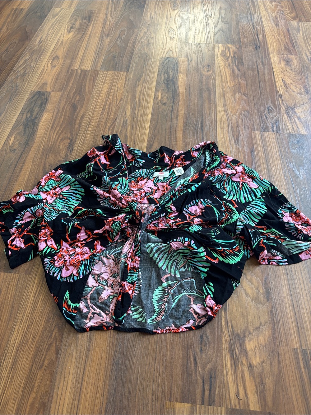 Levi's Black Floral Tie-Front Crop Top with Pink & Green Print